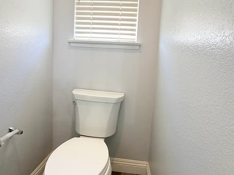 15096 Fox Ridge Dr — Photo 12