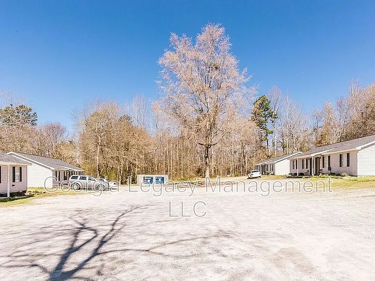1952 Faulkner Dr — Photo 9