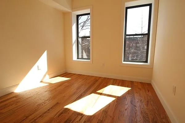 Rented by Blue Egg Realty Corp | media 23