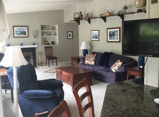 15 Cielo Vista Dr, Monterey, CA 93940