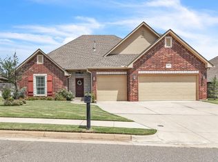 117 Bonaire Dr, Edmond, OK 73013