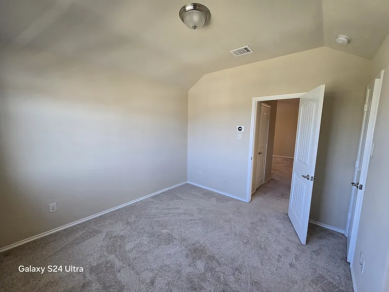 9921 Prairie Dog Ln — Photo 10