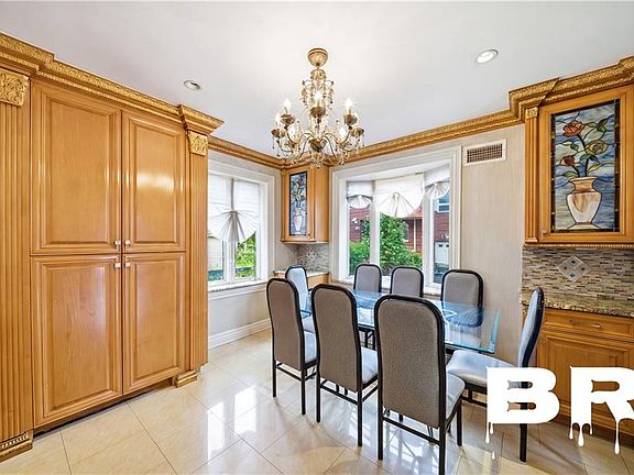 5th image of 2723 Avenue P
