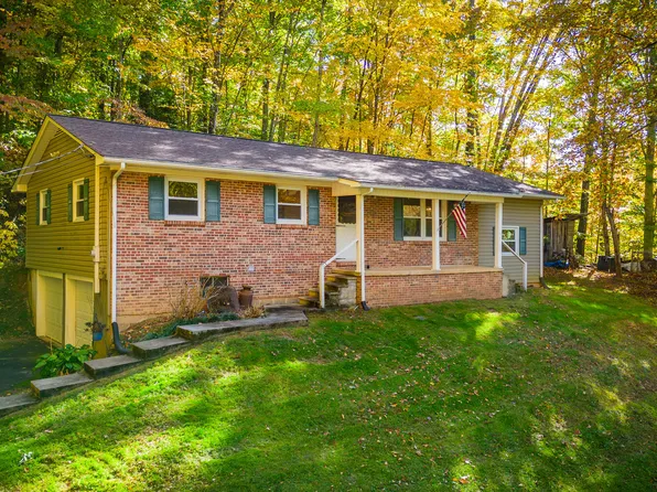 157 Bear Hollow Rd, Elizabethton, TN 37643