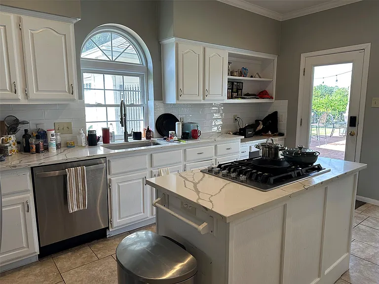 4634 Grand Cayman Dr — Photo 20