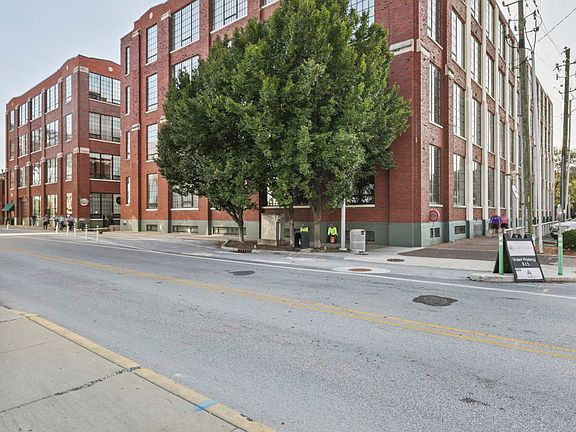 2nd image of 624 E Walnut St APT 110