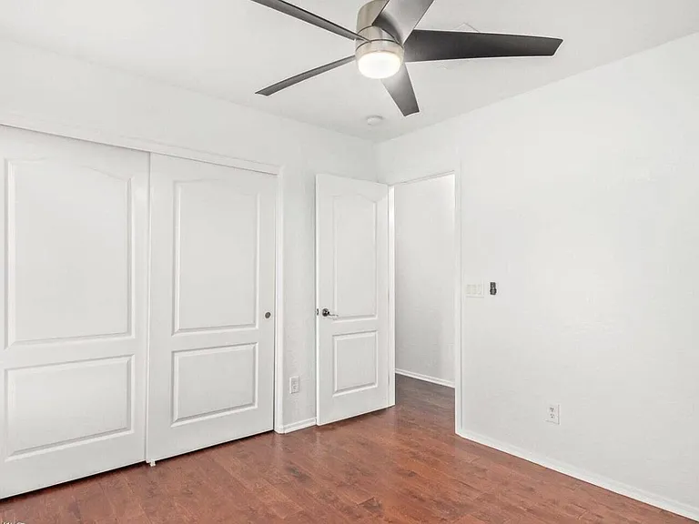 17127 W Statler St — Photo 19