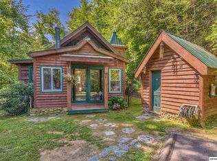 2832 Joyner Hills Ln, Sevierville, TN 37876