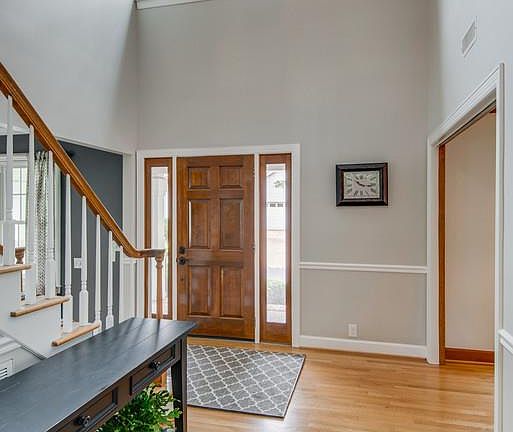 2nd image of 33 Belcaro Cir