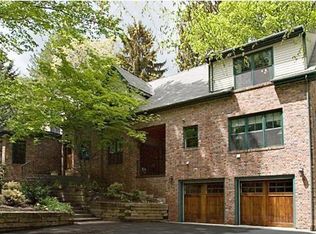 32 Chestnut St, Wellesley, MA 02481