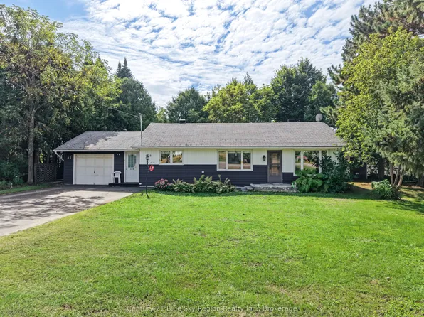 608 Drive In Rd, West Nipissing, ON P2B 2R4