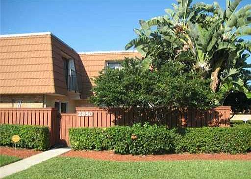 1st image of 2850 Waterford Drive N