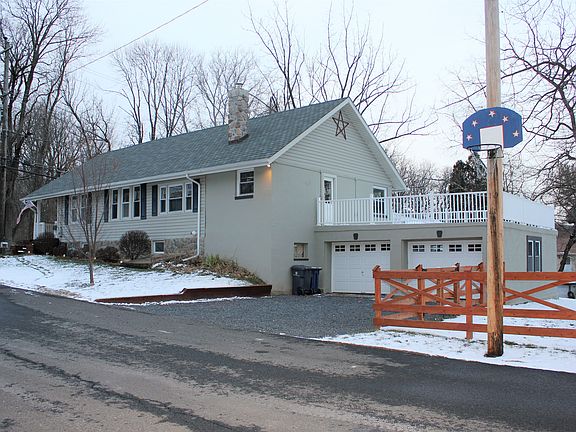 3rd image of 2731 Susquehanna Rd
