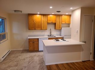 1210 E John St #6, Seattle, WA 98102