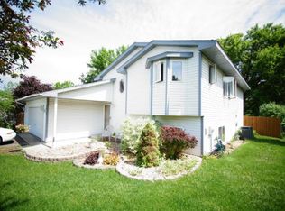 8055 Jeffery Ln S, Cottage Grove, MN 55016