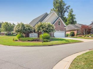 111 Fryes Creek Ln, Clemmons, NC 27012