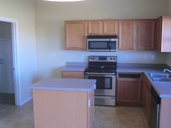 4th image of 5828 E Sunrise Cir