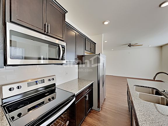 4th image of 12726 81st Ave E