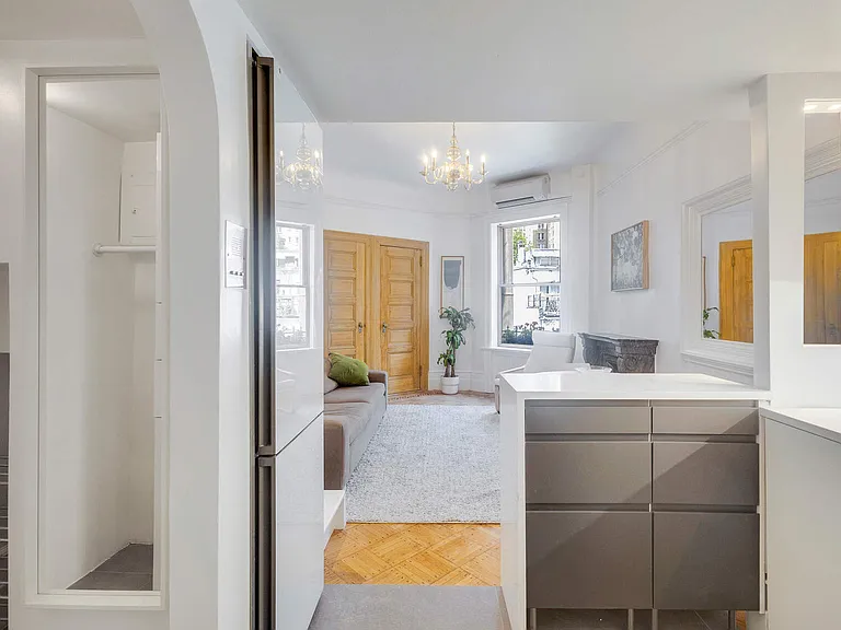 31 W 94th St #3B — Photo 3