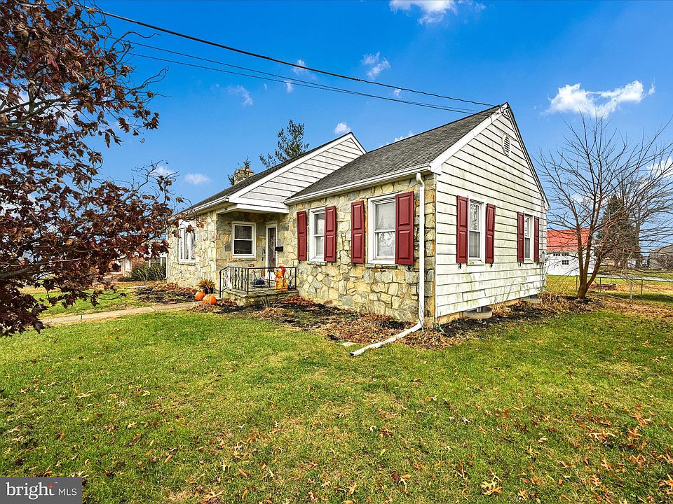 New House in Horse Shoe, NC. Lot #12, 2833 Brannon Rd 28742