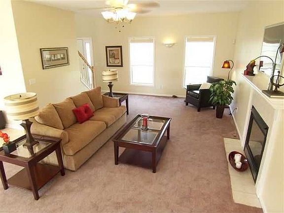 4th image of 1168 Sweet Creek Cir