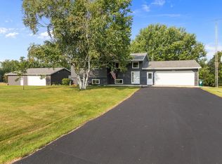 N9659 Willard Rd, Berlin, WI 54923
