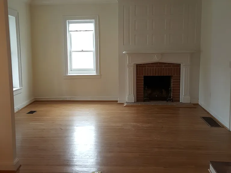217 W Main St #A — Photo 2