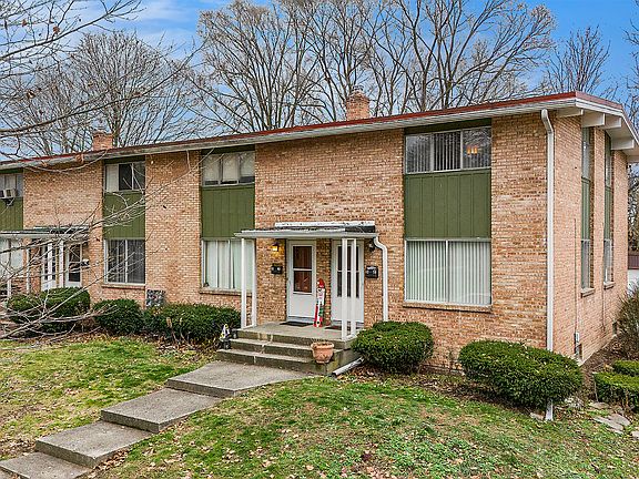 3rd image of 1250 Northfield Ave NE #1250