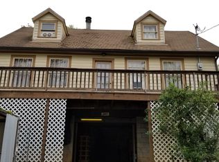 249 Schad Rd, Elkton, OR 97436