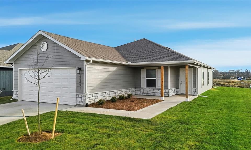 1st image of 20300 W 195th St