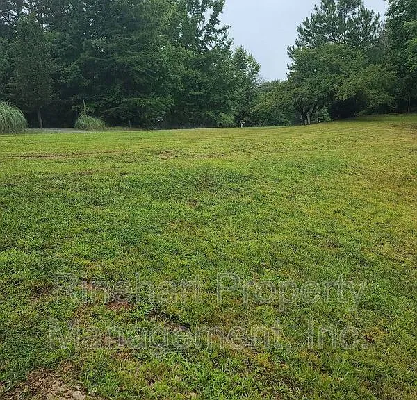 2321 Cyrus Dr — Photo 15