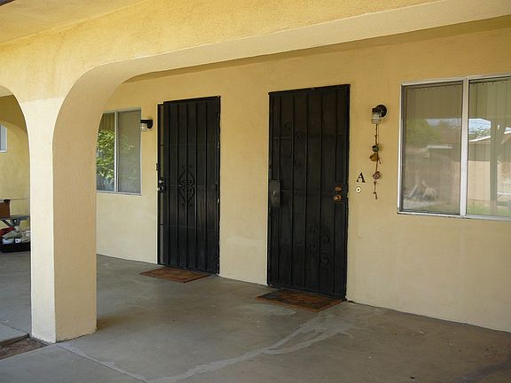 Front View Apt A & B