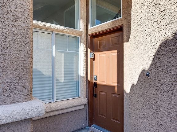 2nd image of 7946 Kentshire Dr