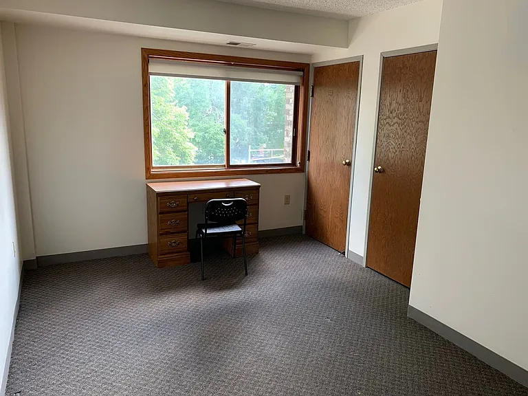 505 N Carroll St — Photo 8