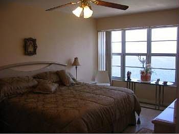 3rd image of 235 S Fort Lauderdale Beach Blvd