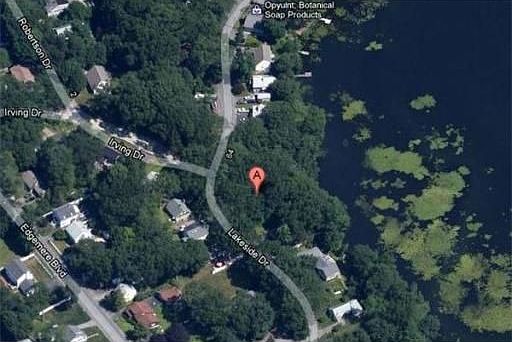 3rd image of 66 Lakeside Dr