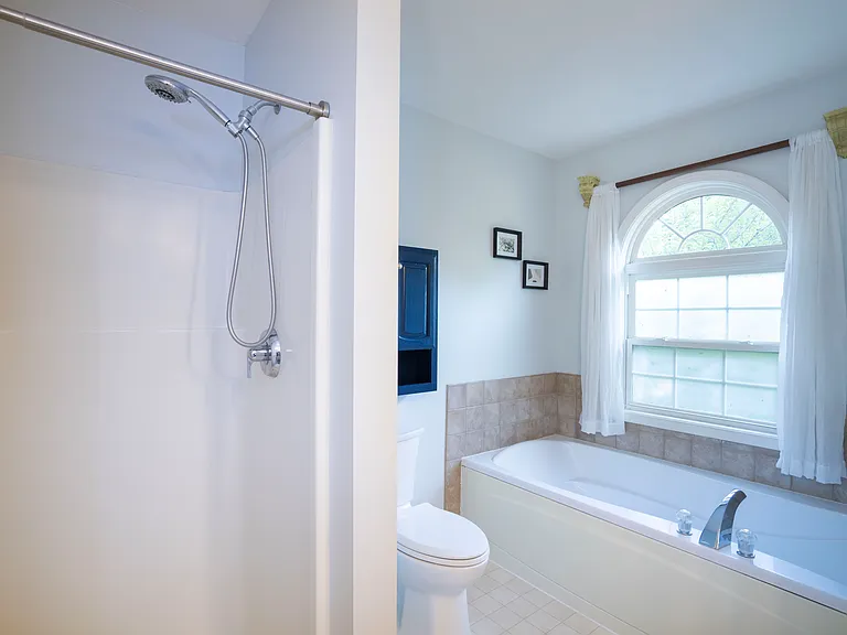 2184 Autumnwood Dr — Photo 30