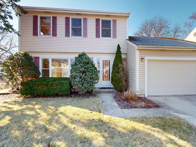 1135 Thompson Blvd, Buffalo Grove, IL, 60089