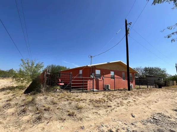 134 Ceniso Loop, Zapata, TX 78076