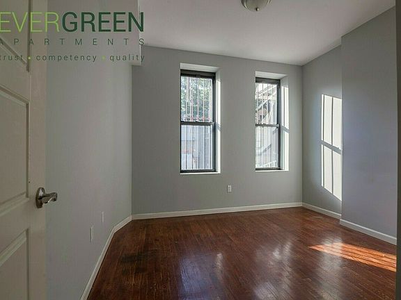 4th image of 296 Cooper St #1D