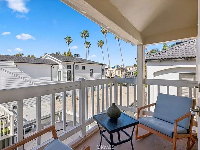 410.5 Goldenrod Ave #B — Photo 9