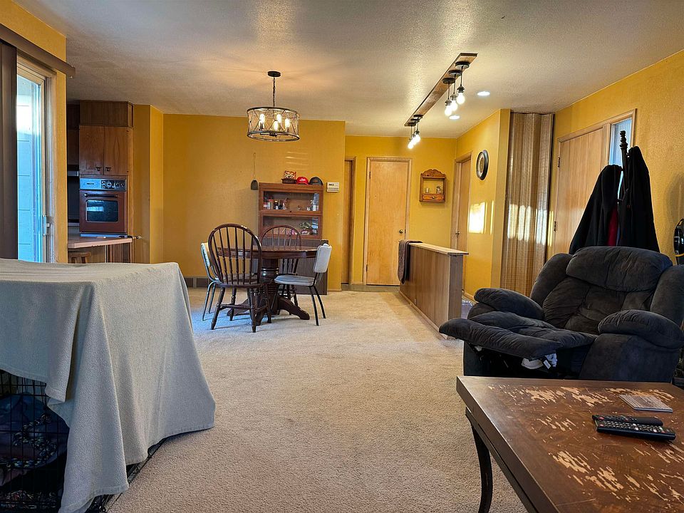 521 Benton St, Jetmore, KS 67854 Zillow