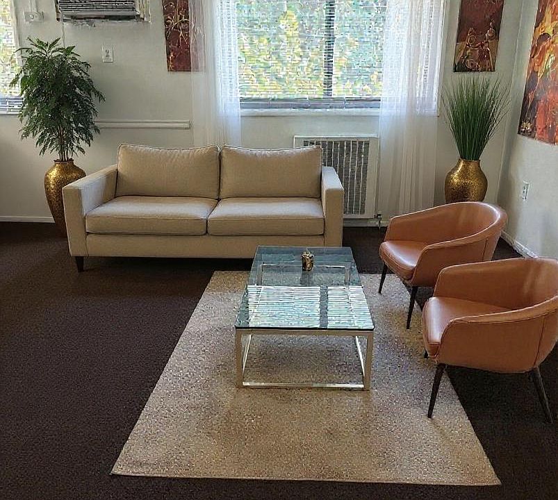 1st image of 3109 Naylor Rd SE APT 204