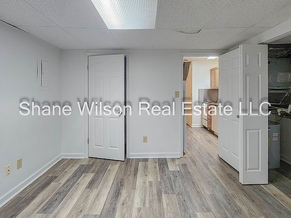 3rd image of 3354 Steeple Cir NE