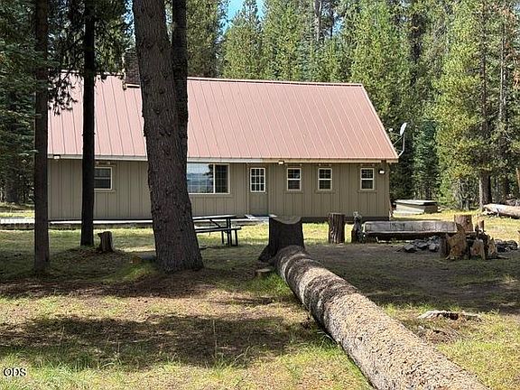 3rd image of 97 Diamond Lake Loop