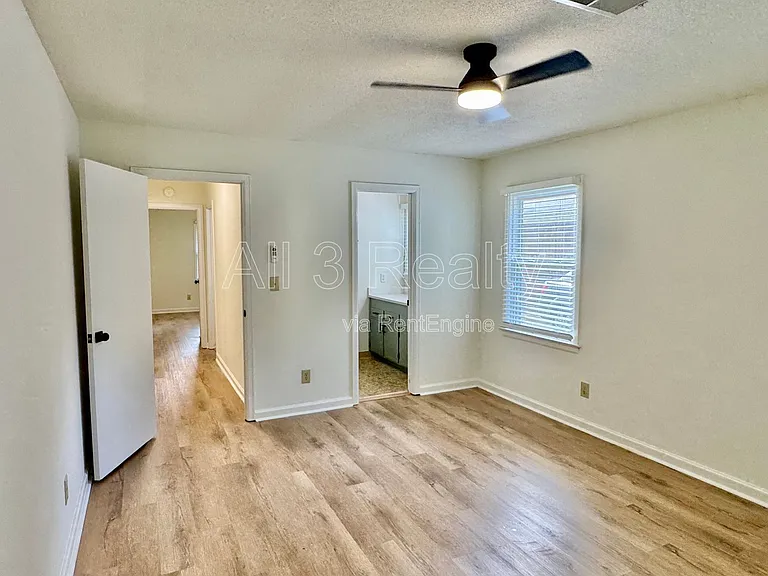 713 Dubuque Dr — Photo 29