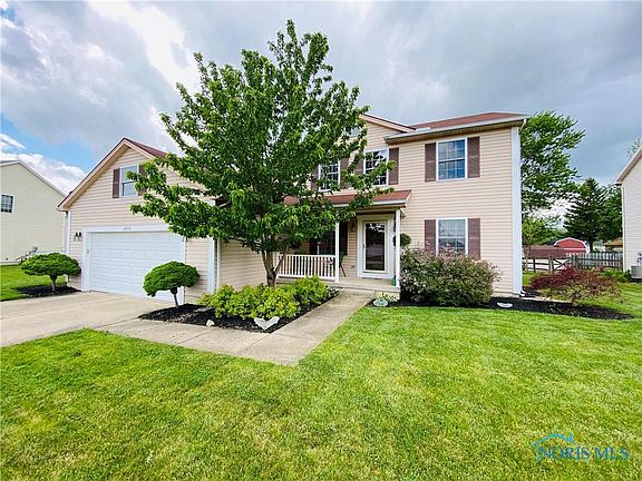 3rd image of 28103 Blue Grass Dr