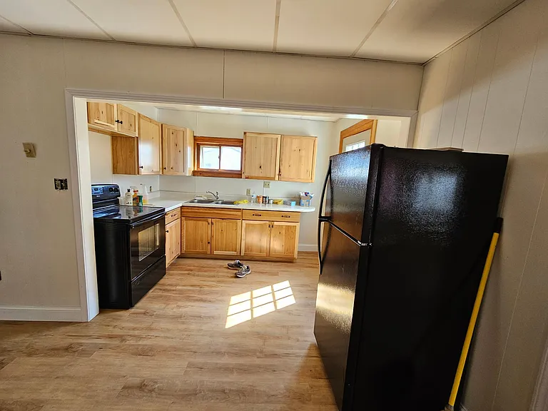 108 Manor Rd — Photo 6