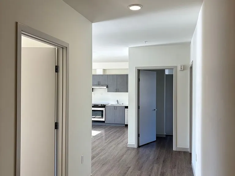 4801 Fauntleroy Apartments — Photo 80