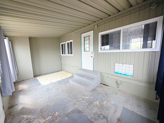 4th image of 1779 Artesia Dr